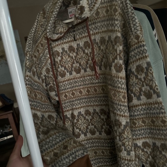 Women’s Cozy Patterned QuarterZip - Picture 1 of 4